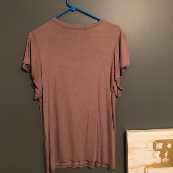 Romantic ruffle sleeve t-shirt (1x) - Picture 2 of 5